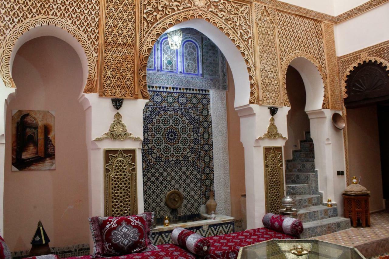 Riad Yanis Hotel แมกเนส ภายนอก รูปภาพ