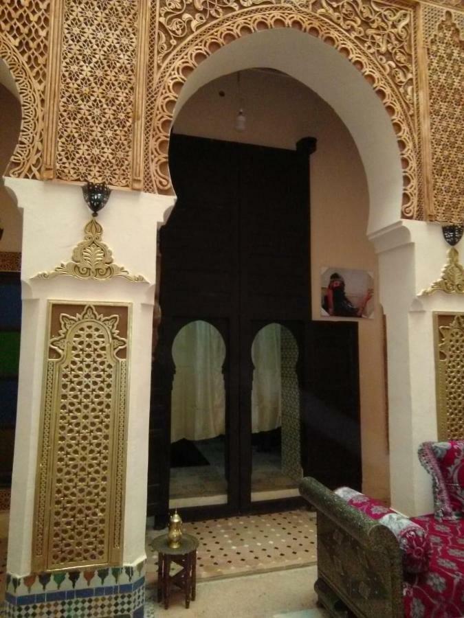 Riad Yanis Hotel แมกเนส ภายนอก รูปภาพ