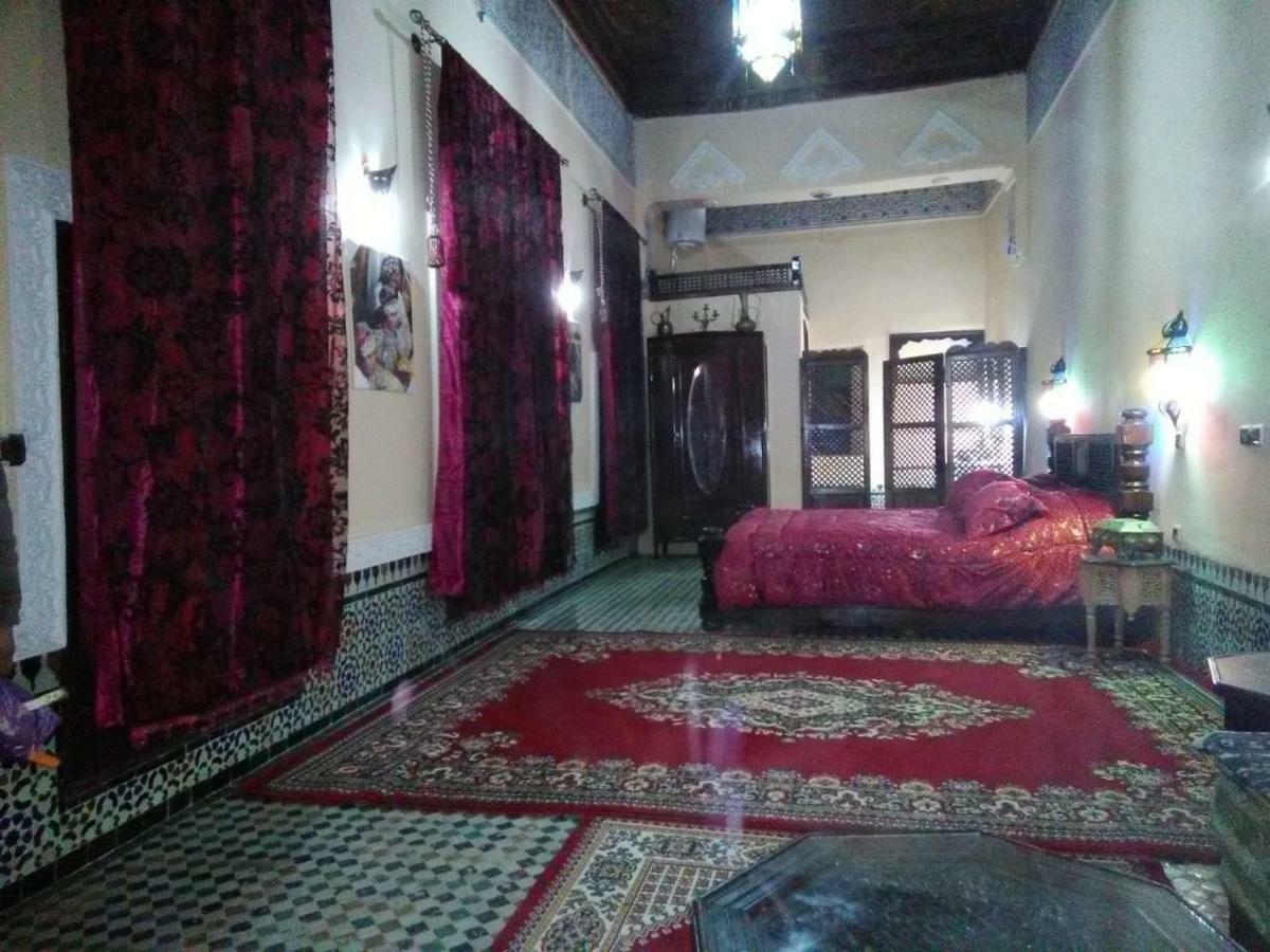 Riad Yanis Hotel แมกเนส ภายนอก รูปภาพ
