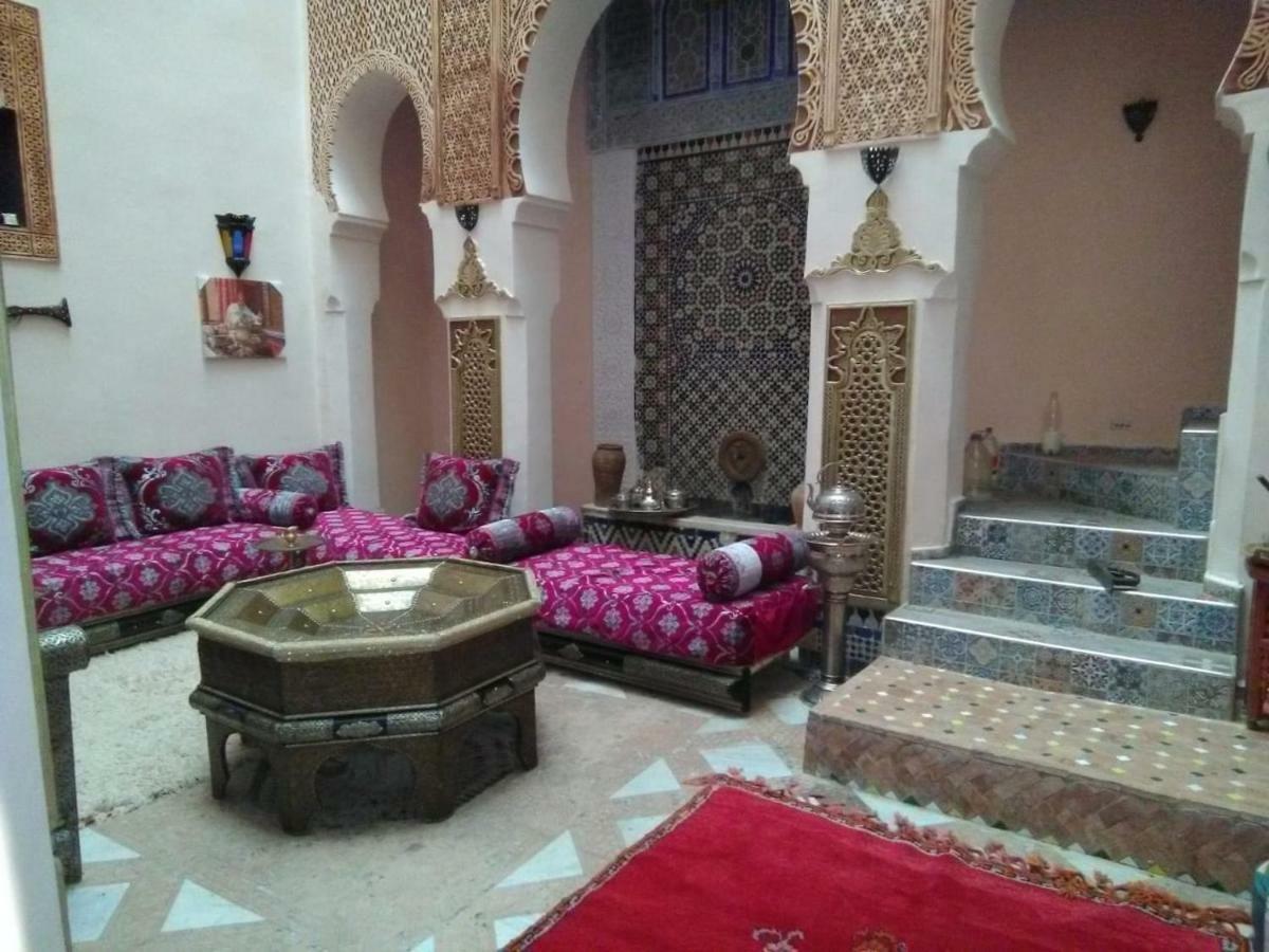 Riad Yanis Hotel แมกเนส ภายนอก รูปภาพ