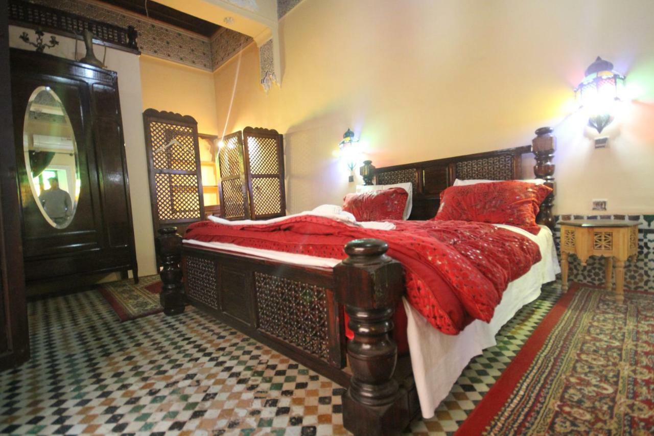 Riad Yanis Hotel แมกเนส ภายนอก รูปภาพ