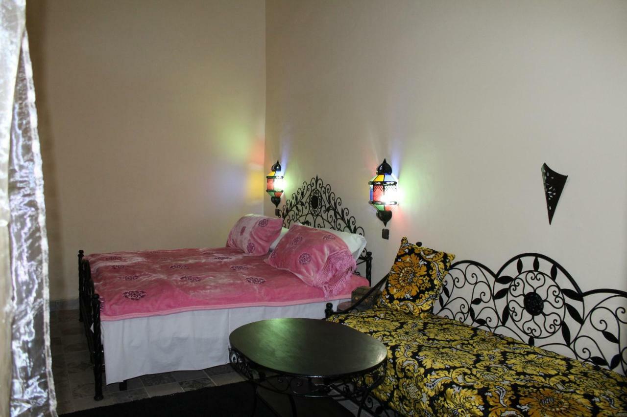 Riad Yanis Hotel แมกเนส ภายนอก รูปภาพ